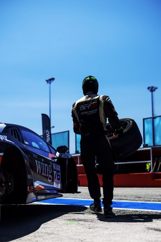 #76 - Barwell Motorsport - Bijoy GARG - Ricky COLLARD - Lamborghini Huracan GT3 EVO2 | SRO / JEP