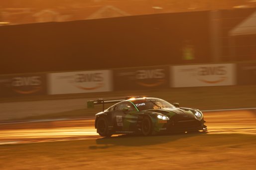 #35 - Walkenhorst Motorsport - Henrique CHAVES - Mateo VILLAGOMEZ - Aston Martin Vantage�AMR�GT3�EVO | SRO / JEP