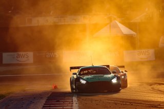 #81 - Winward Racing - Gabriele PIANA - Rinat SALIKHOV - Mercedes-AMG GT3 EVO 