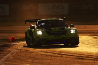 #96 - Rutronik Racing - Patric NIEDERHAUSER - Sven MULLER - Porsche 911 GT3 R (992)