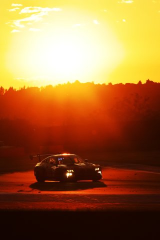 #991 - Paradine Competition - Daniel HARPER - Darren LEUNG - BMW M4 GT3 EVO 