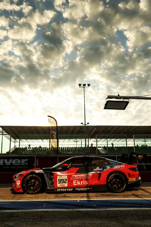#992 - Paradine Competition - Maxime OOSTEN - Mex JANSEN - BMW M4 GT3 EVO | SRO / JEP