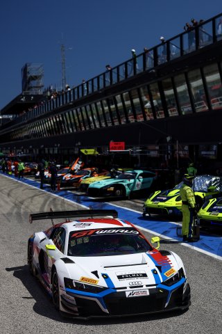 #25 - Sainteloc Racing - Paul EVRARD - Gilles MAGNUS - Audi R8 LMS GT3 EVO II 