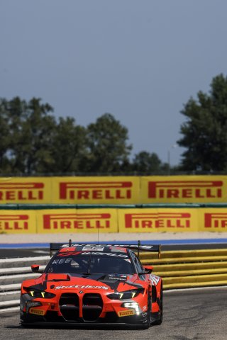 #32 - Team WRT - Charles WEERTS - Kelvin VAN DER LINDE - BMW M4 GT3 EVO 
