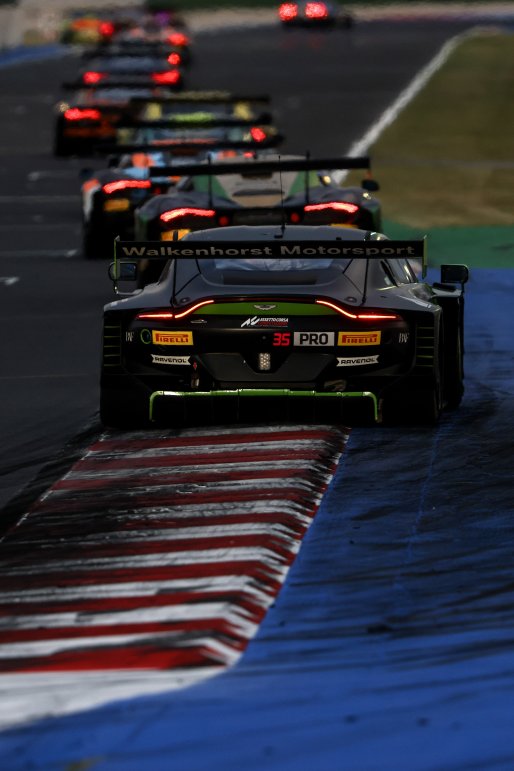 #35 - Walkenhorst Motorsport - Henrique CHAVES - Mateo VILLAGOMEZ - Aston Martin Vantage AMR GT3 EVO | SRO / JEP