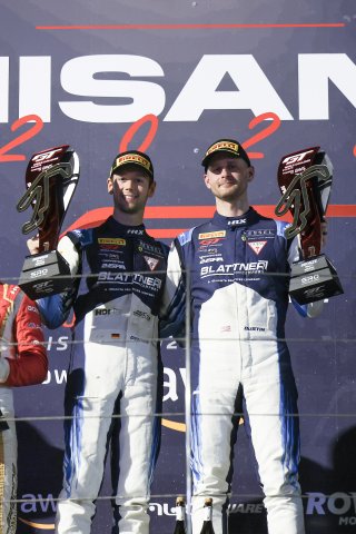 #74 - Kessel Racing - Dennis MARSCHALL - Dustin BLATTNER - Ferrari 296 GT3 