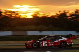 #992 - Paradine Competition - Maxime OOSTEN - Mex JANSEN - BMW M4 GT3 EVO