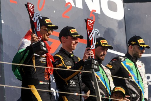 #112 - CSA Racing - Arthur ROUGIER - Isaac TUTUMLU LOPEZ - McLaren 720S GT3 EVO  | SRO / JEP