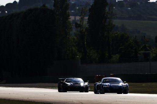#25 - Sainteloc Racing - Paul EVRARD - Gilles MAGNUS - Audi R8 LMS GT3 EVO II  | SRO / JEP