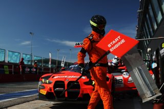 #32 - Team WRT - Charles WEERTS - Kelvin VAN DER LINDE - BMW M4 GT3 EVO 