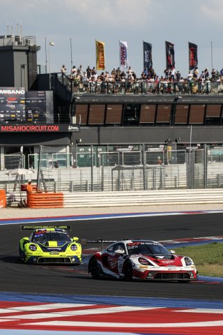 #41 - Razoon - more than racing - Simon BIRCH - Klaus BACHLER - Porsche 911 GT3 R (992)