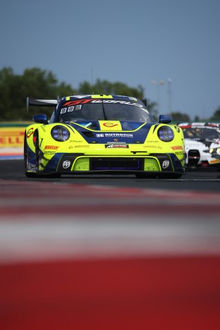 #96 - Rutronik Racing - Patric NIEDERHAUSER - Sven MULLER - Porsche 911 GT3 R (992)