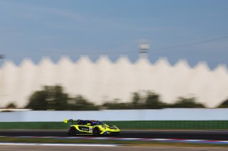 #97 - Rutronik Racing - Loek HARTOG - Eshan PIERIS - Porsche 911 GT3 R (992)