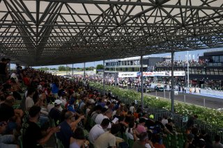 The grid for Race 2