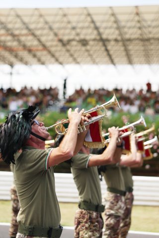 Fanfara Band on the grid