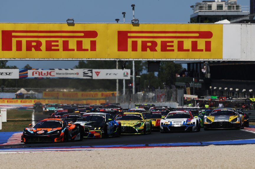 Start of Race 2 