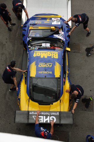 #64 - HRT Ford Performance - Jusuf OWEGA - Romain ANDRIOLO - Ford Mustang GT3