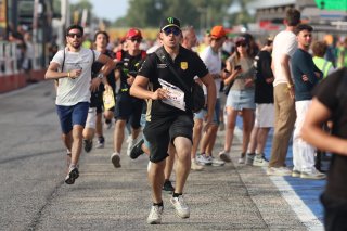 Fans on the Pitwalk / Autograph Session