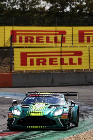 #21 - Comtoyou Racing - Jamie DAY - Kobe PAUWELS - Aston Martin Vantage AMR GT3 EVO