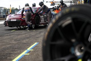 #27 - QMMF by Sainteloc Racing - Ghanim Salah AL-MAADHEED - Ibrahim AL-ABDULGHANI - Audi R8 LMS GT3 EVO II