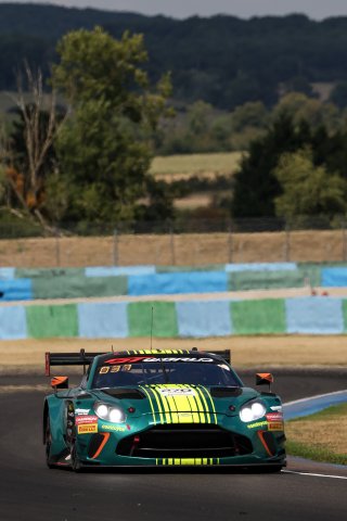 #270 - Comtoyou Racing - Rafael SUZUKI - Ricardo BAPTISTA - Aston Martin Vantage AMR GT3 EVO 