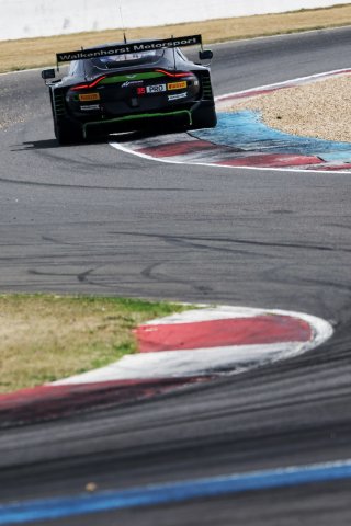#35 - Walkenhorst Motorsport - Henrique CHAVES - Mateo VILLAGOMEZ - Aston Martin Vantage AMR GT3 EVO