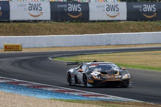 #76 - Barwell Motorsport - Bijoy GARG - Ricky COLLARD - Lamborghini Huracan GT3 EVO2