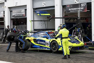 #96 - Rutronik Racing - Patric NIEDERHAUSER - Sven MULLER - Porsche 911 GT3 R (992)
