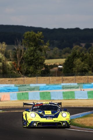 #96 - Rutronik Racing - Patric NIEDERHAUSER - Sven MULLER - Porsche 911 GT3 R (992)