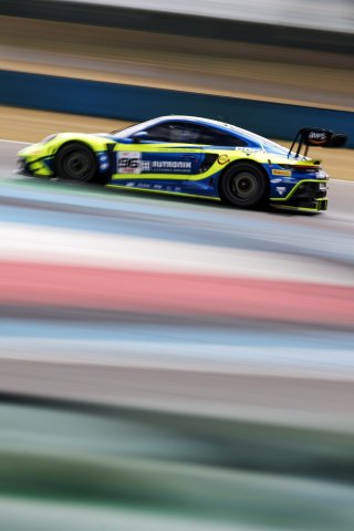 #96 - Rutronik Racing - Patric NIEDERHAUSER - Sven MULLER - Porsche 911 GT3 R (992)