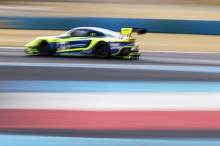 #97 - Rutronik Racing - Loek HARTOG - Eshan PIERIS - Porsche 911 GT3 R (992)
