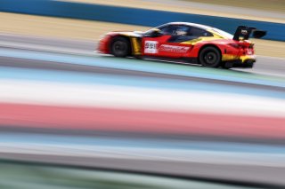 #991 - Paradine Competition - Jake DENNIS - Darren LEUNG - BMW M4 GT3 EVO 