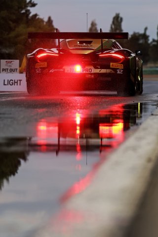 #111 - CSA Racing - Jim PLA - Simon GACHET - McLaren 720S GT3 EVO 