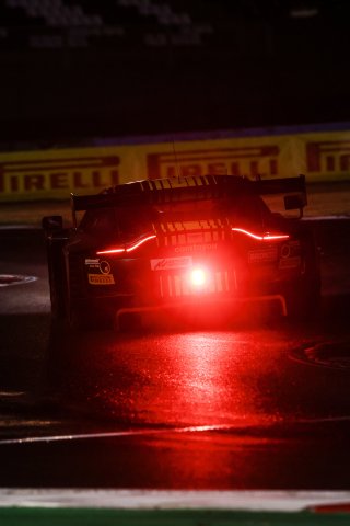 #270 - Comtoyou Racing - Rafael SUZUKI - Ricardo BAPTISTA - Aston Martin Vantage AMR GT3 EVO 