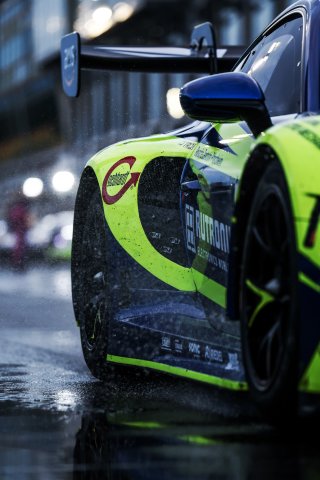 #96 - Rutronik Racing - Patric NIEDERHAUSER - Sven MULLER - Porsche 911 GT3 R (992)