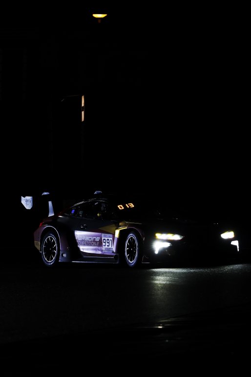 #991 - Paradine Competition - Jake DENNIS - Darren LEUNG - BMW M4 GT3 EVO  | SRO / JEP