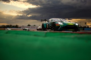 #21 - Comtoyou Racing - Jamie DAY - Kobe PAUWELS - Aston Martin Vantage AMR GT3 EVO