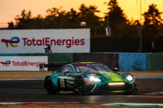 #21 - Comtoyou Racing - Jamie DAY - Kobe PAUWELS - Aston Martin Vantage AMR GT3 EVO