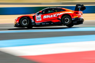 #32 - Team WRT - Charles WEERTS - Kelvin VAN DER LINDE - BMW M4 GT3 EVO 