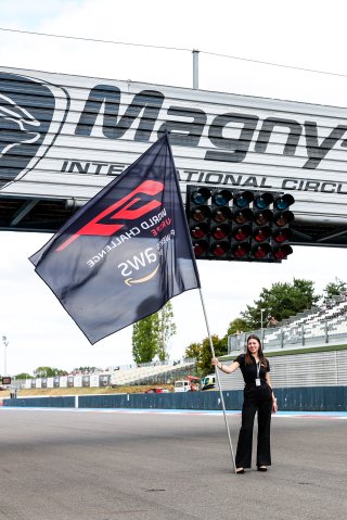 Race 2 grid walk