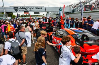 Race 2 grid walk
