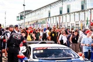 Race 2 grid walk