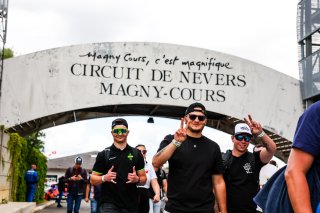 Pit walk and autograph session