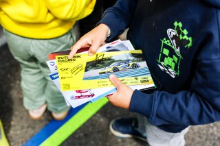 Pit walk and autograph session