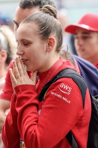 Pit walk and autograph session