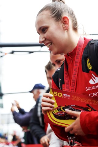Pit walk and autograph session