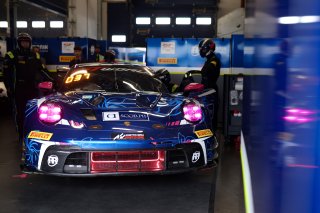 #97 - Rutronik Racing - Loek HARTOG - Antares AU - Morris SCHURING - Porsche 911 GT3 R (992)