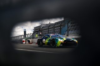 #34 - Walkenhorst Motorsport - Christian KROGNES - David PITTARD - Henrique CHAVES - Aston Martin Vantage AMR GT3 EVO