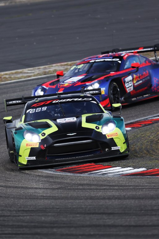#34 - Walkenhorst Motorsport - Christian KROGNES - David PITTARD - Henrique CHAVES - Aston Martin Vantage AMR GT3 EVO | SRO / JEP