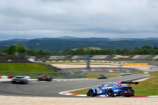 #97 - Rutronik Racing - Loek HARTOG - Antares AU - Morris SCHURING - Porsche 911 GT3 R (992)